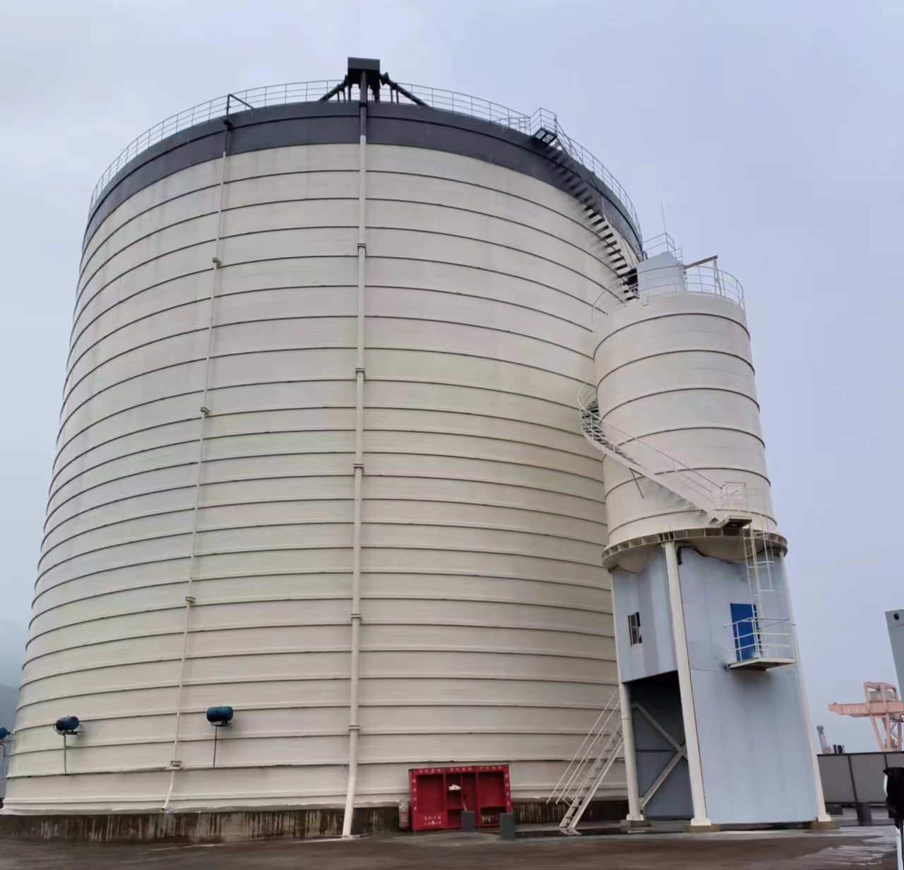 通山10万吨水泥钢板库